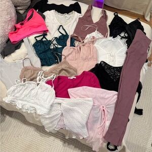 Women’s clothing bundle - Tops